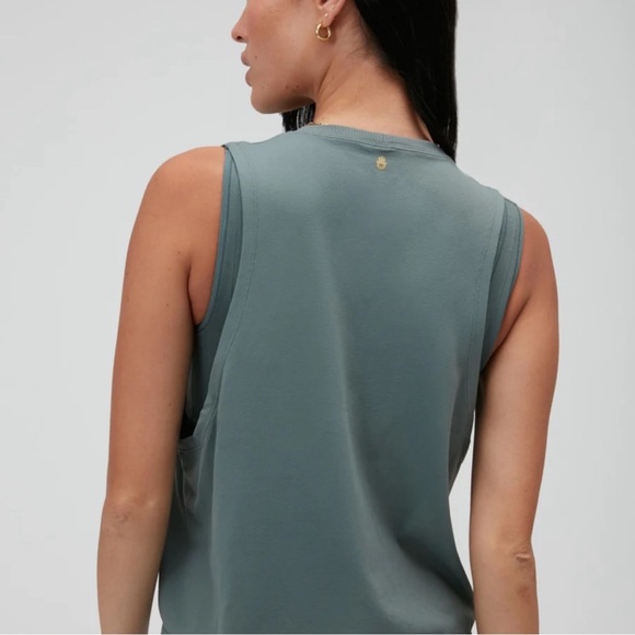 Spiritual Gangster MANIFEST M/L tank top NEW - Picture 7 of 8